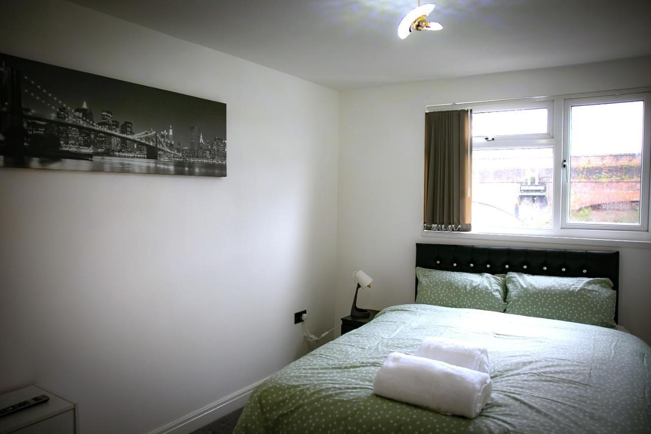 Rostron House Otel Manchester Dış mekan fotoğraf